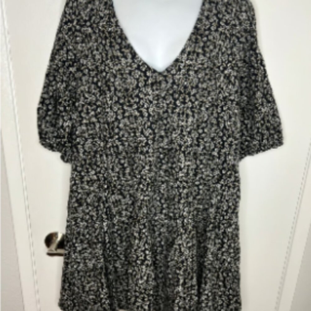 Universal Thread Women's Puff Sleeve Babydoll Dress Black Floral